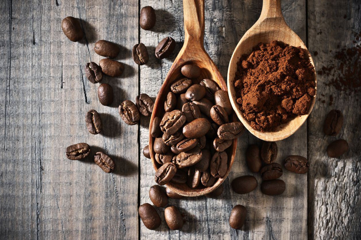ماسك القهوة لعلاج تجاعيد تحت العين في سن صغير