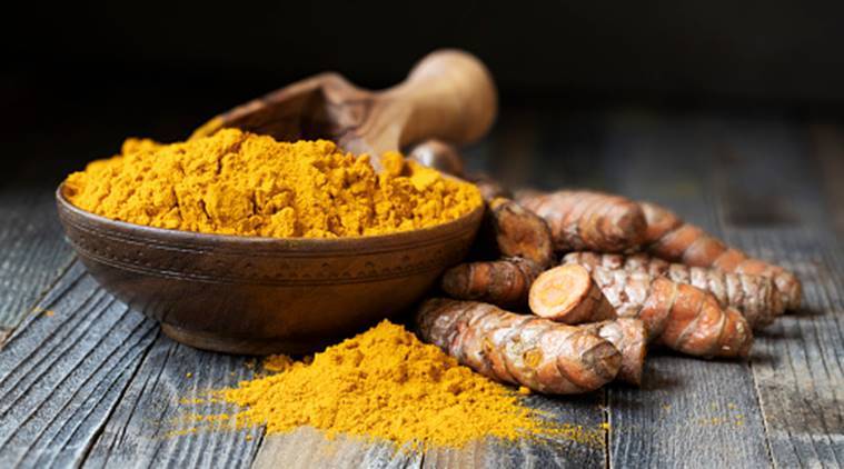 الكركم أحد أعشاب تخسيس البطن والأرداف