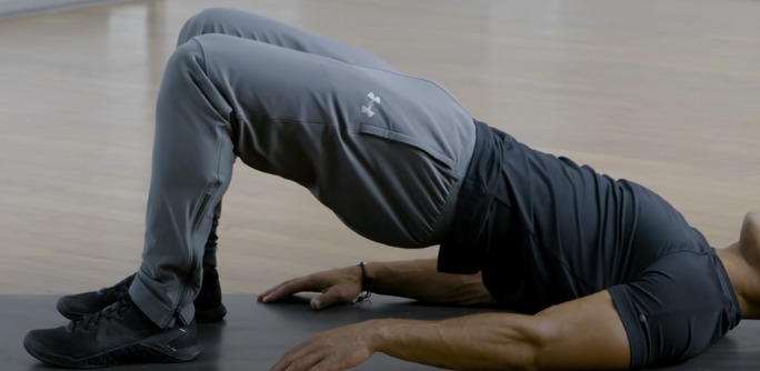 تمارين Pelvic Curl، وهَل هي من أفضَل تمارين لِزيادة تدفق الدم لِلعضو الذكرِي ؟